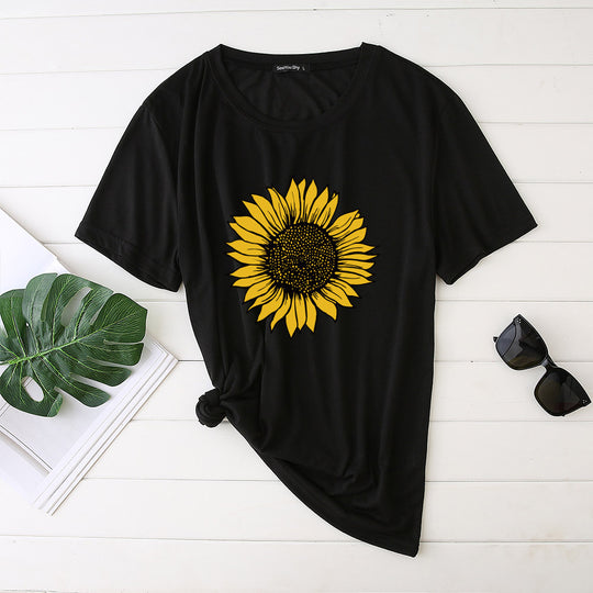 Sunny Blossom: Vibrant Sunflower Graphic Tee