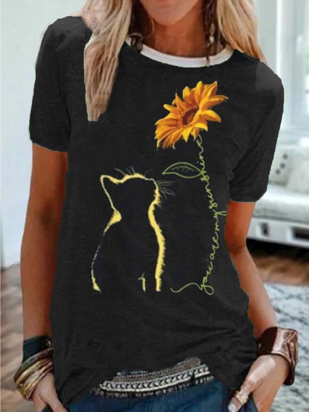 Floral Gaze Cat Tee - Women's Charming Feline & Flower T-Shirt - captivatingconversationsstarters